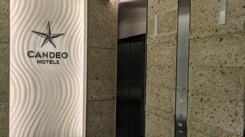 Candeo Hotels high floor elevator hall