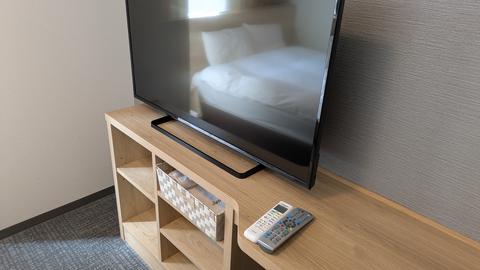 TV & Interior