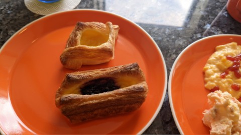 Lounge breakfast dishes.