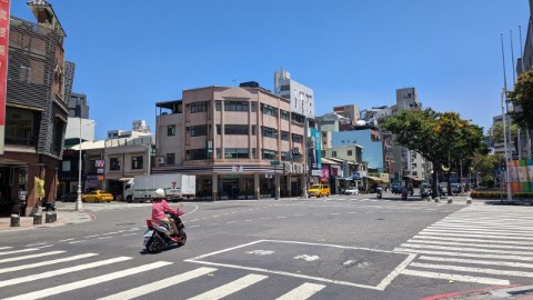 ホテル近く道
