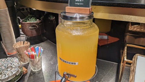 ラウンジ的な
