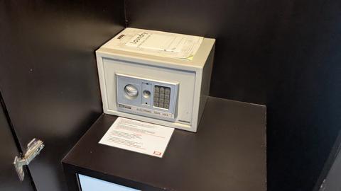 A safe is also provided in the room.